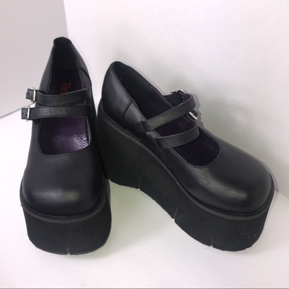 demonia dollhaus platform